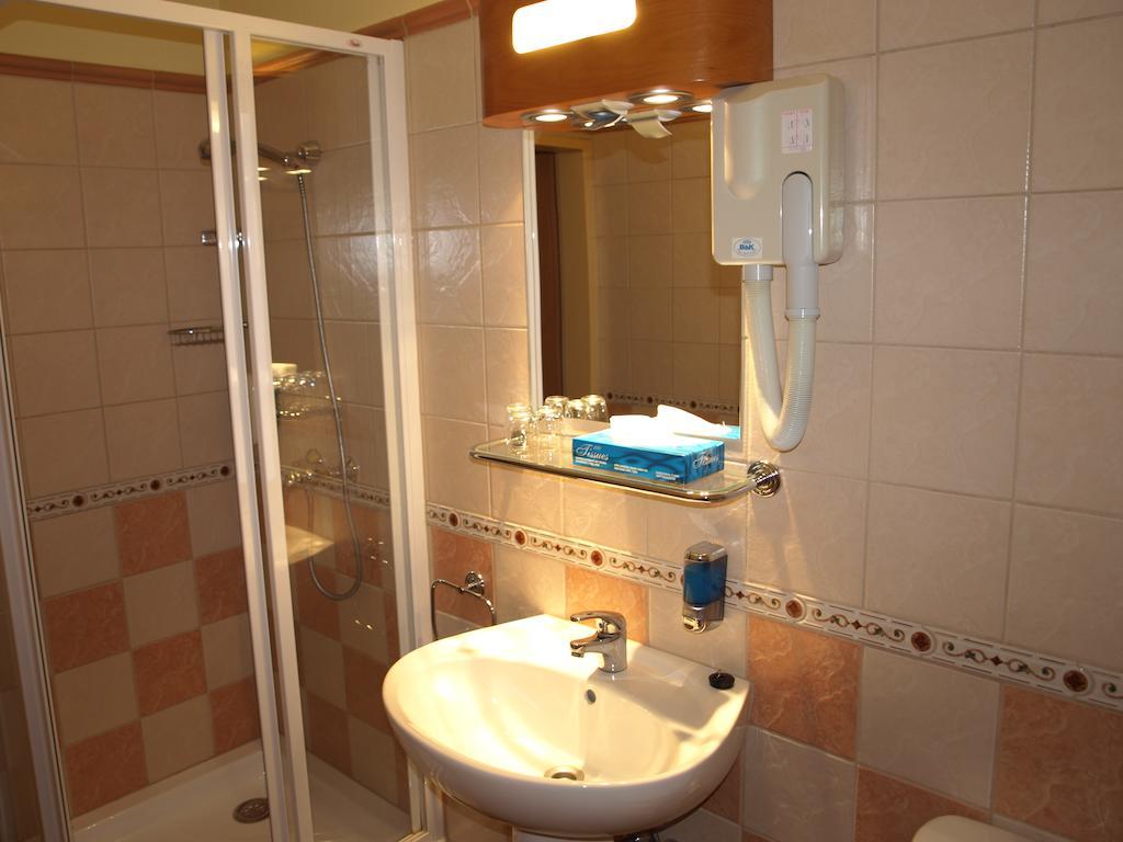 Bed and Breakfast Marben Panzió Hegykő Habitación foto